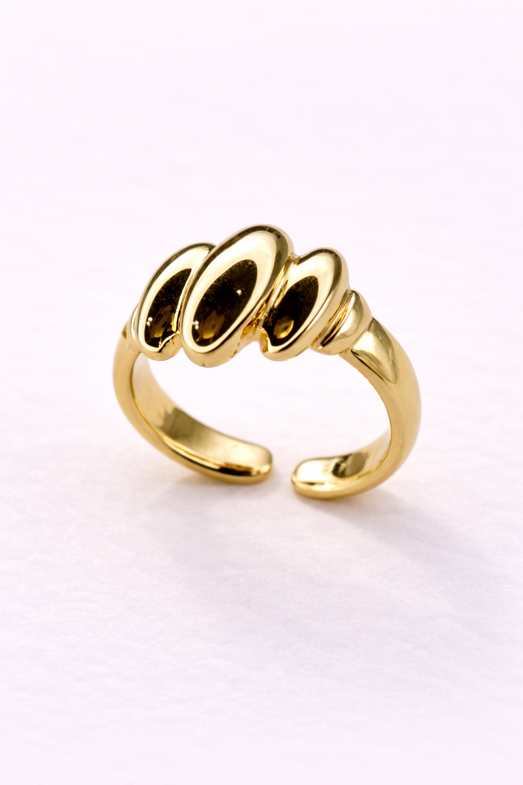 Triya Ring